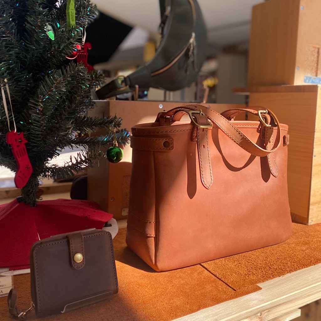 F5FAAD7F-34D5-49DB-B194-42BE96772028