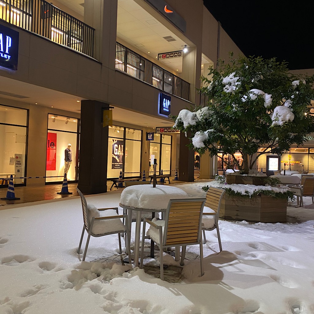 469B2280-30F9-4A6B-B4F7-51881CC4D820