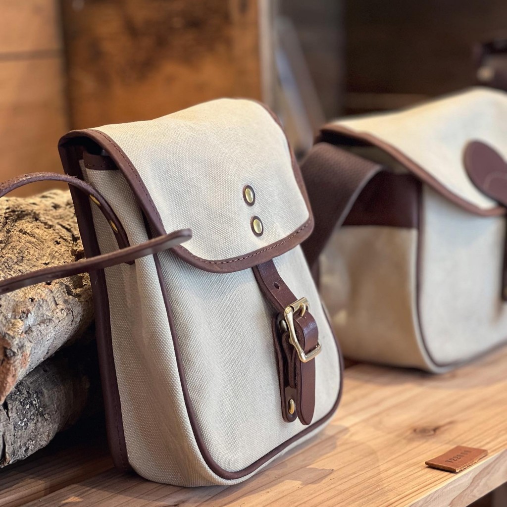 D88D2042-3DD7-4F00-B142-85A6649E4CA2