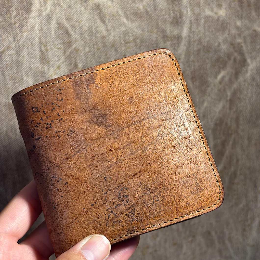 ボルサカーサ レザー 二つ折り財布 おすすめアイテム - BORSACASA-BLOG